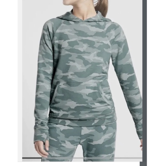 XXL (16) Athleta Girl Camouflage Hoodie - Picture 1 of 5